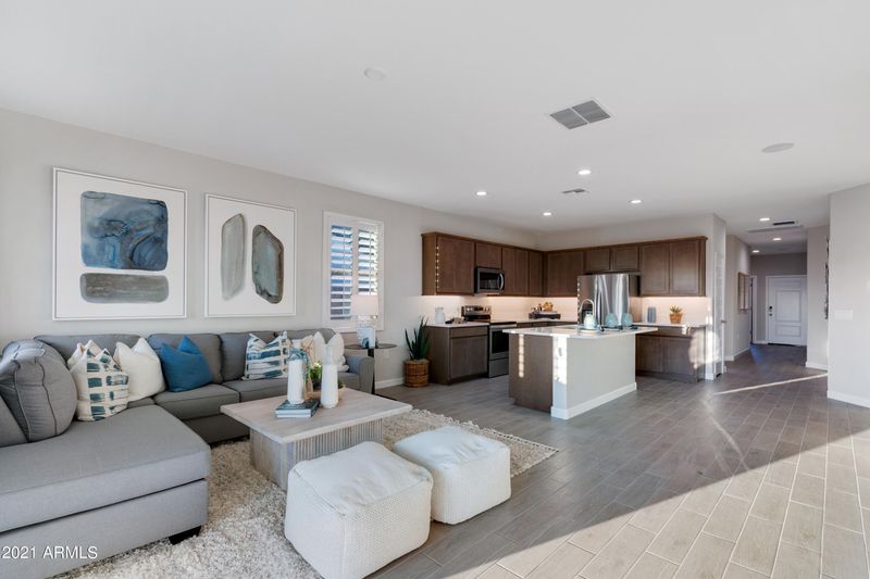 1375 W Kuri Rd, San Tan Valley, AZ 85143