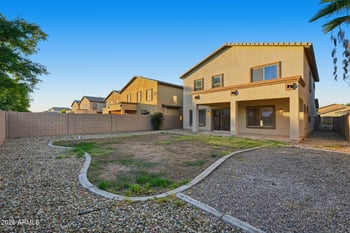 13755 Mauna Loa Ln, Surprise, AZ 85379