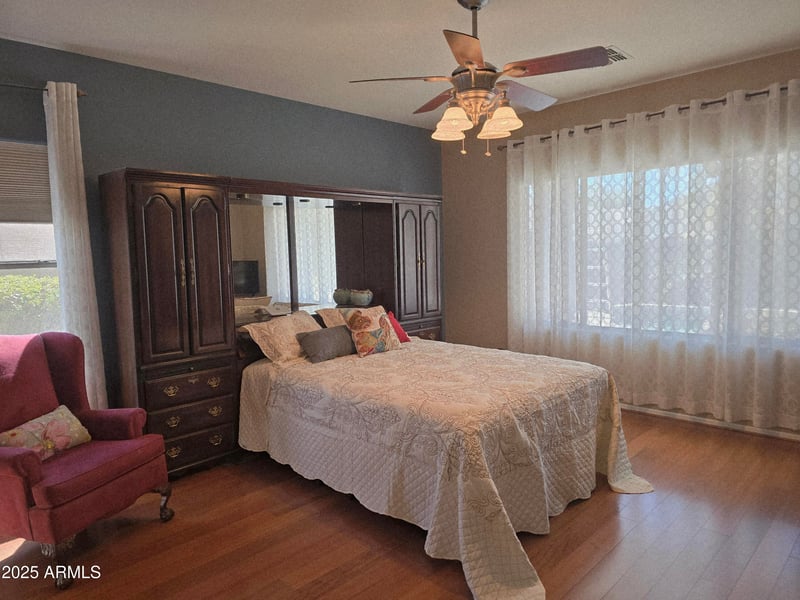 13767 Gelding Dr, Surprise, AZ 85379