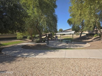 13767 Gelding Dr, Surprise, AZ 85379