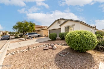 1377 Pryor Rd, San Tan Valley, AZ 85140