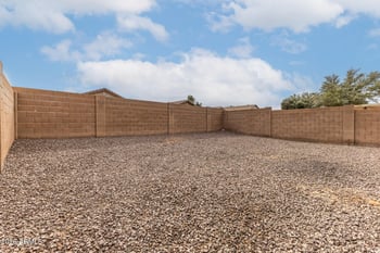 1377 Pryor Rd, San Tan Valley, AZ 85140
