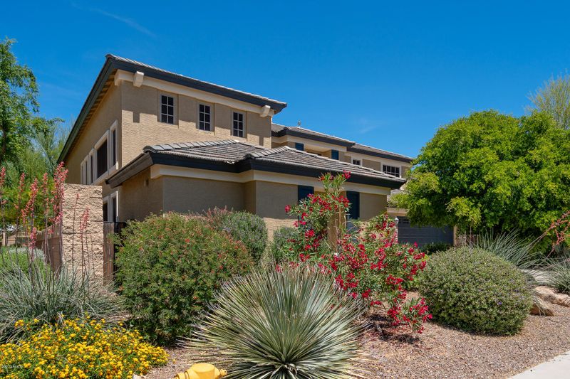13776 W Earll Dr, Avondale, AZ 85392