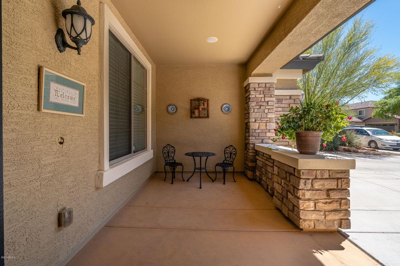 13776 W Earll Dr, Avondale, AZ 85392