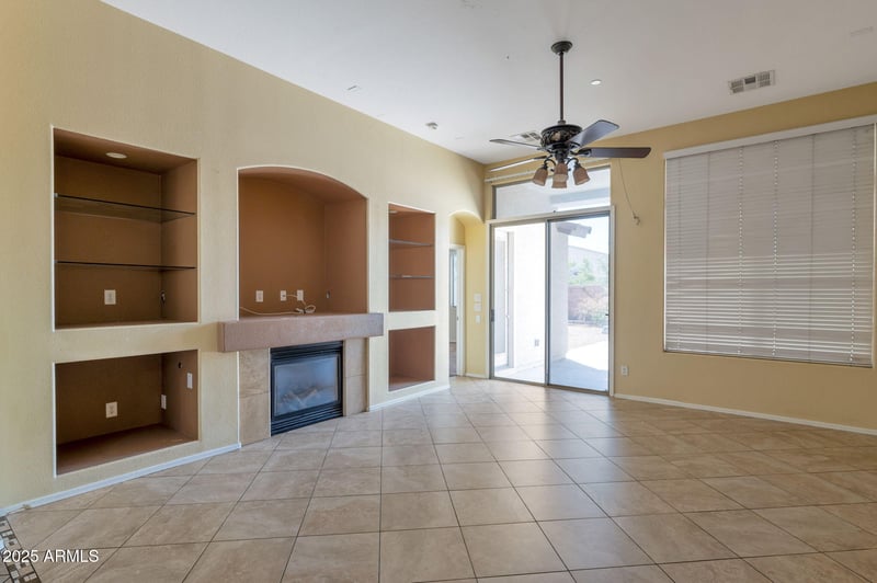 13779 Earll Dr, Avondale, AZ 85392