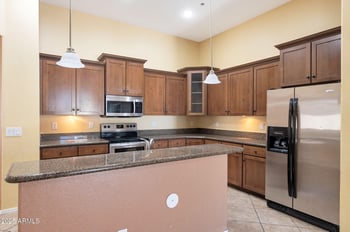 13779 Earll Dr, Avondale, AZ 85392