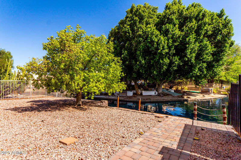 1379 Butler Cir, Chandler, AZ 85225