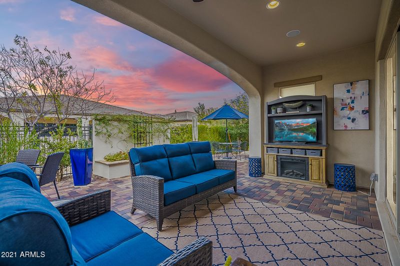 138 E Citron Ct, Queen Creek, AZ 85140