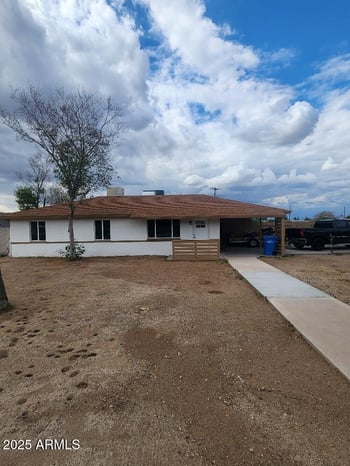 138 Monte Way, Phoenix, AZ 85042