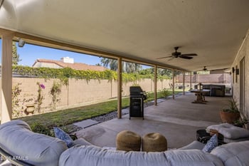 138 Surrey Ave, Phoenix, AZ 85029