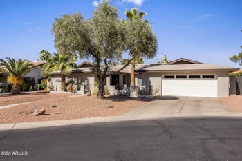 138 Surrey Ave, Phoenix, AZ 85029