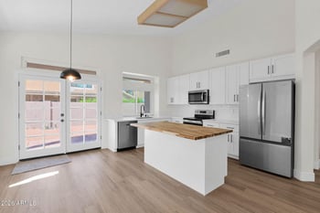 138 El Freda Rd, Tempe, AZ 85284