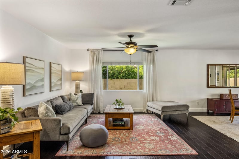 138 Surrey Ave, Phoenix, AZ 85029