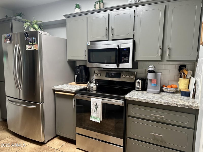 13801 111th Ave, Sun City, AZ 85351