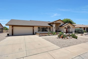 13803 Oak Glen Dr, Sun City West, AZ 85375