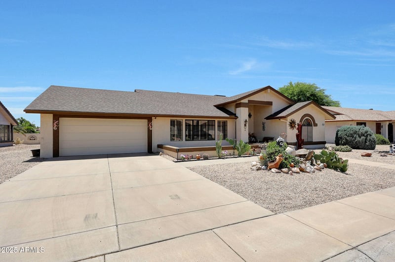 13803 Oak Glen Dr, Sun City West, AZ 85375