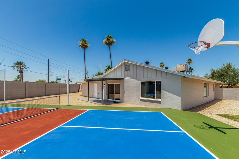 13805 31st Ave, Phoenix, AZ 85053