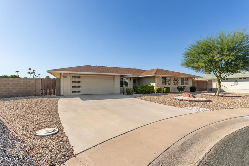 13806 98th Ave, Sun City, AZ 85351