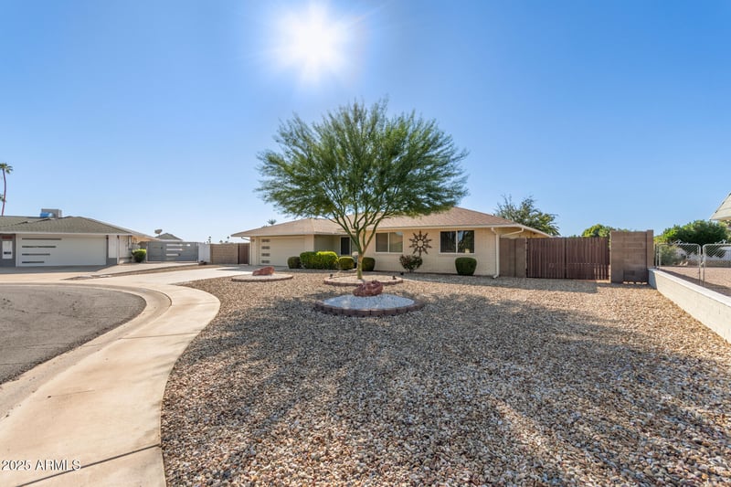 13806 98th Ave, Sun City, AZ 85351