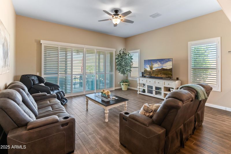 13806 W Remuda Dr, Peoria, AZ 85383