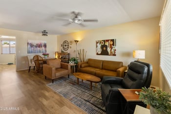 13807 Garden Court Dr, Sun City, AZ 85351