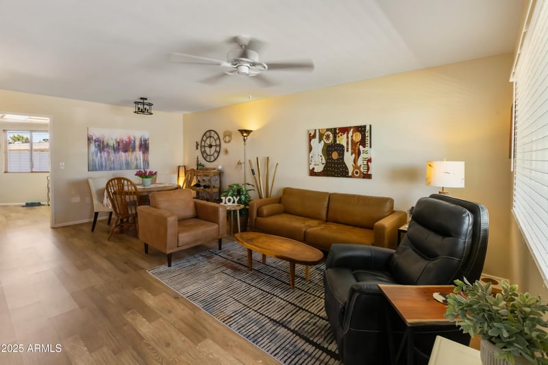 13807 Garden Court Dr, Sun City, AZ 85351