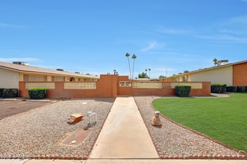 13808 Silverbell Dr, Sun City, AZ 85351