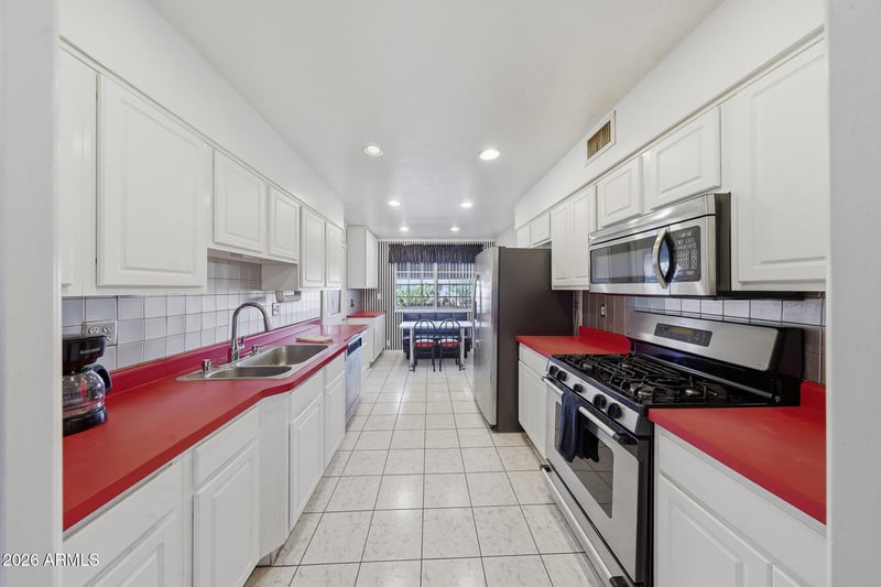 13809 Blue Ridge Dr, Sun City, AZ 85351