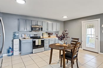 13810 48th Ave, Glendale, AZ 85306