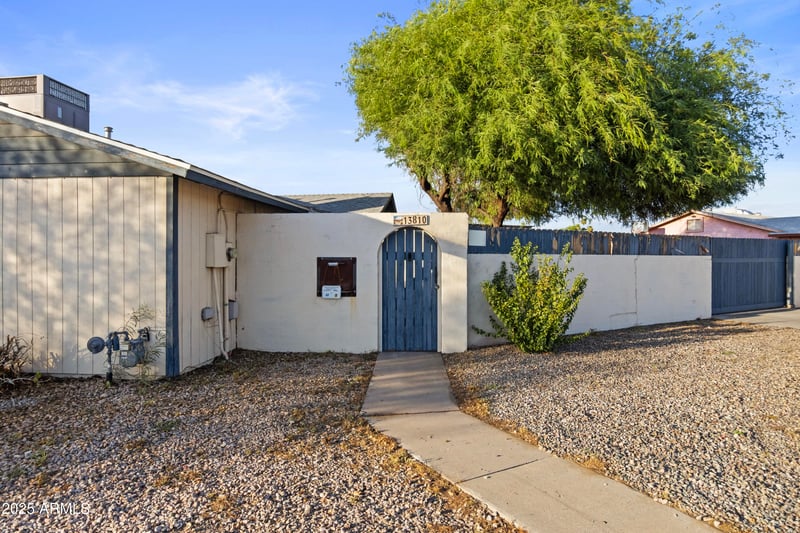 13810 48th Ave, Glendale, AZ 85306