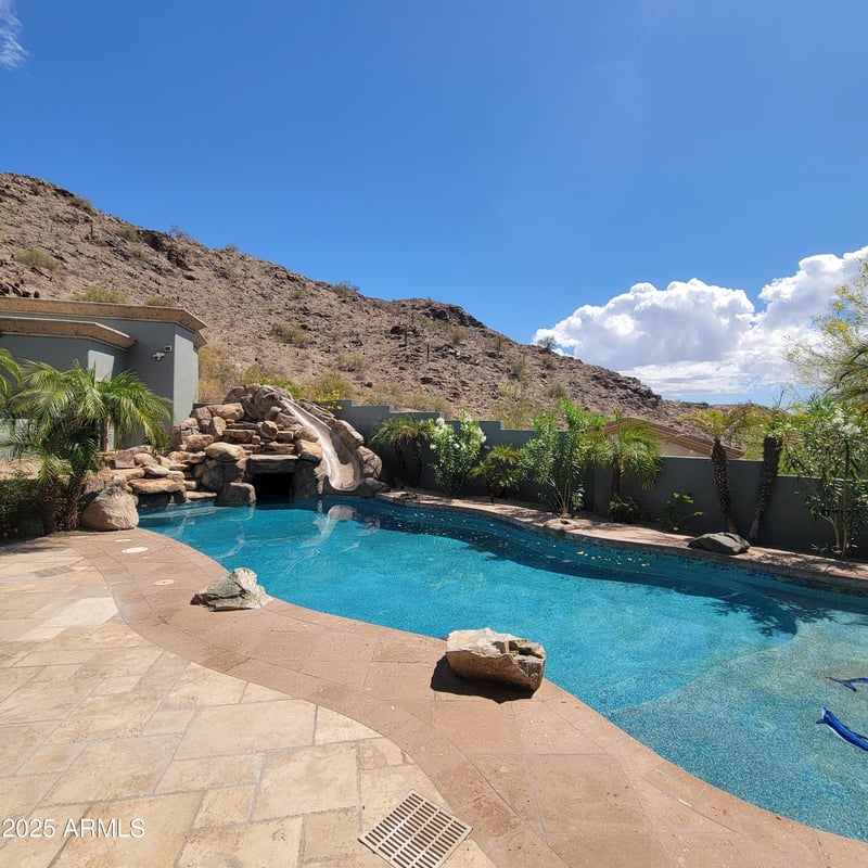 13811 Canyon Dr, Phoenix, AZ 85048