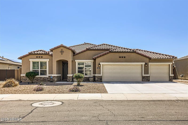 13811 Paso Trl, Peoria, AZ 85383