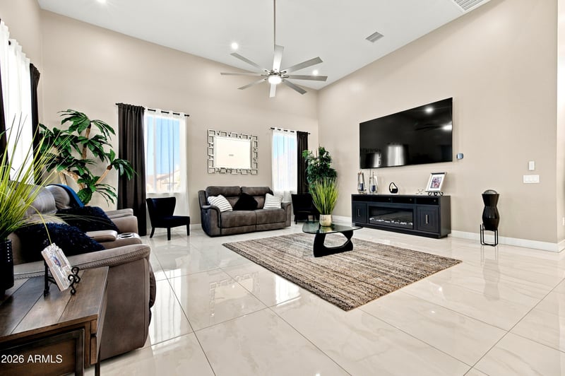 13811 W Harwell Rd, Goodyear, AZ 85338