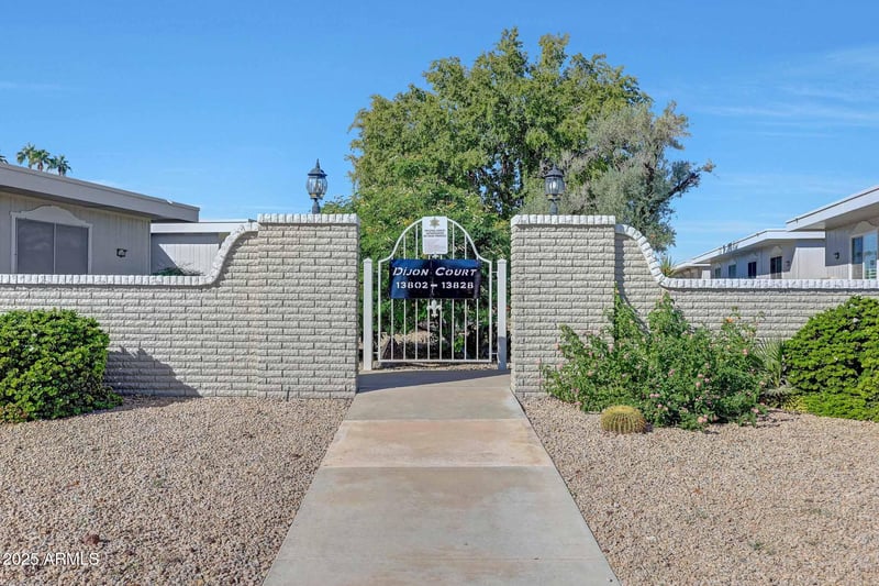 13812 108th Dr, Sun City, AZ 85351