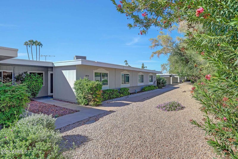 13812 108th Dr, Sun City, AZ 85351