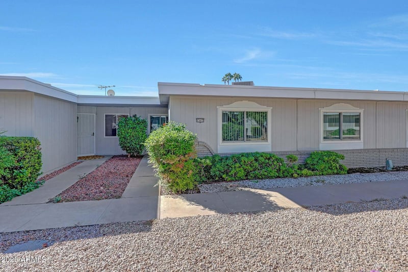 13812 108th Dr, Sun City, AZ 85351