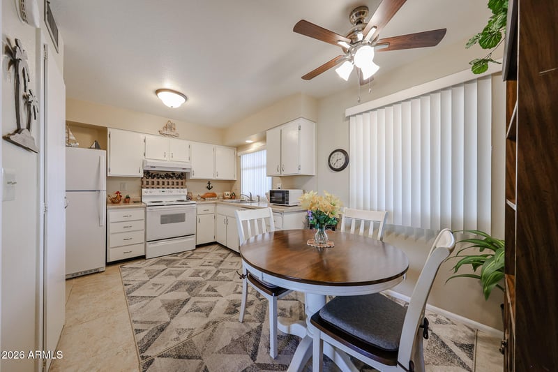 13812 N Garden Court Dr, Sun City, AZ 85351
