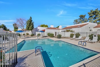 13813 43rd St, Phoenix, AZ 85032