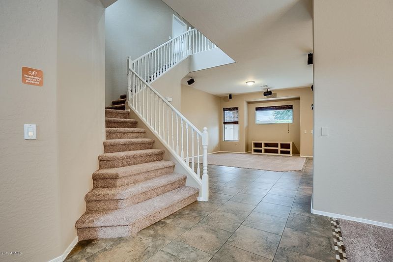13813 W Crocus Dr, Surprise, AZ 85379