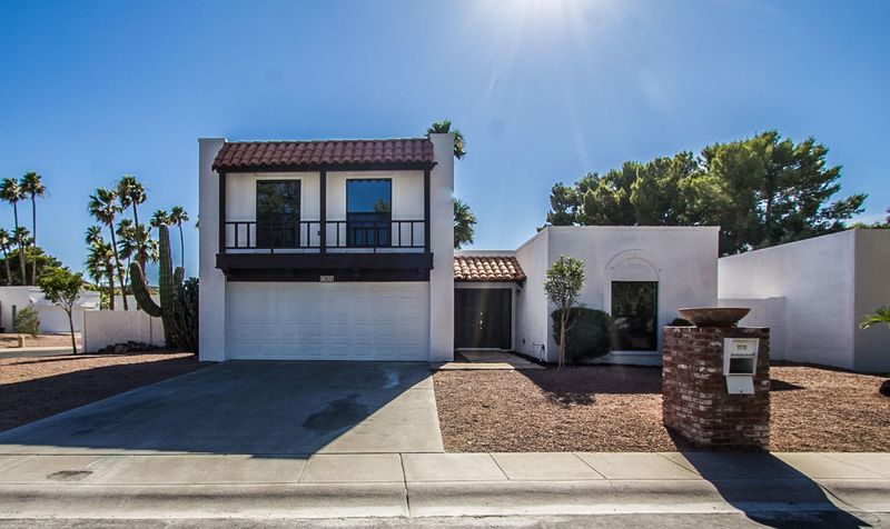 13814 N Burning Tree Pl, Phoenix, AZ 85022