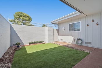 13817 109th Ave, Sun City, AZ 85351