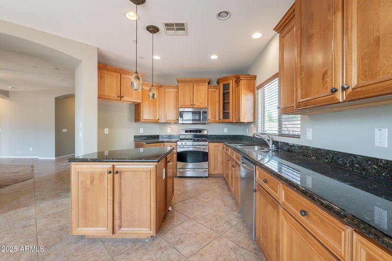 13820 Cheery Lynn Rd, Avondale, AZ 85392