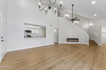 13820 42nd Ave, Phoenix, AZ 85053