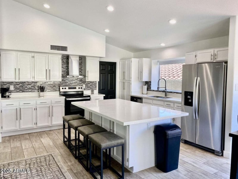 13822 28th Pl, Phoenix, AZ 85032