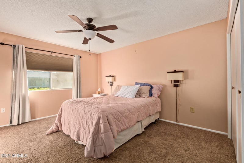 13822 Newcastle Dr, Sun City, AZ 85351