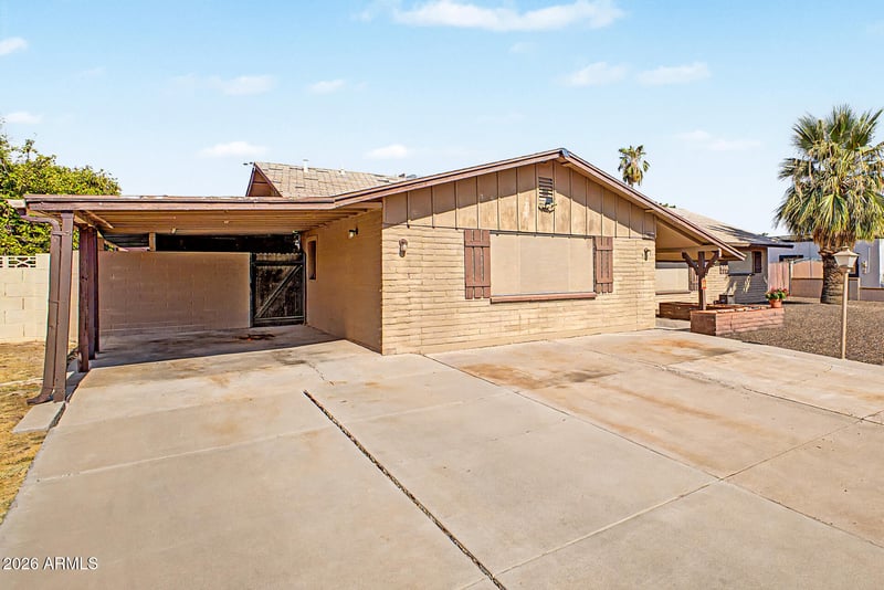 13823 34th Ave, Phoenix, AZ 85053