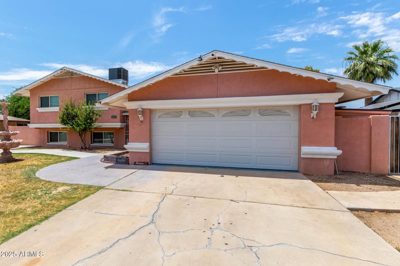 13824 34th Ave, Phoenix, AZ 85053