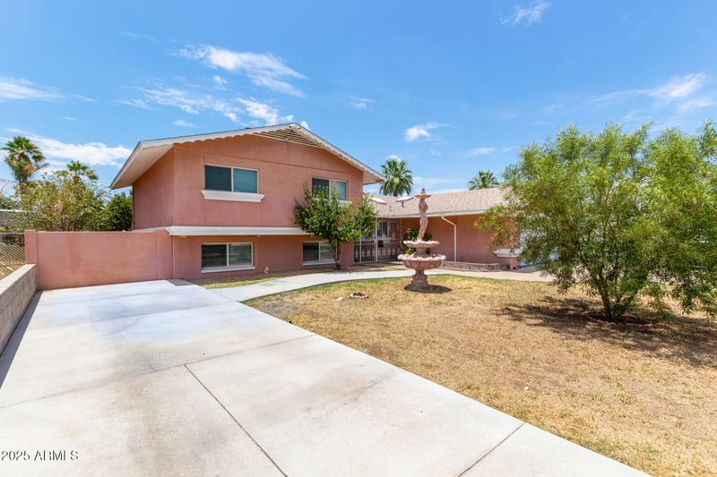 13824 34th Ave, Phoenix, AZ 85053