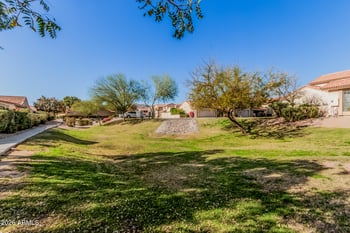 13824 42nd Pl, Phoenix, AZ 85044