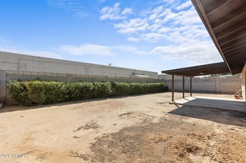 13825 52nd Ave, Glendale, AZ 85306